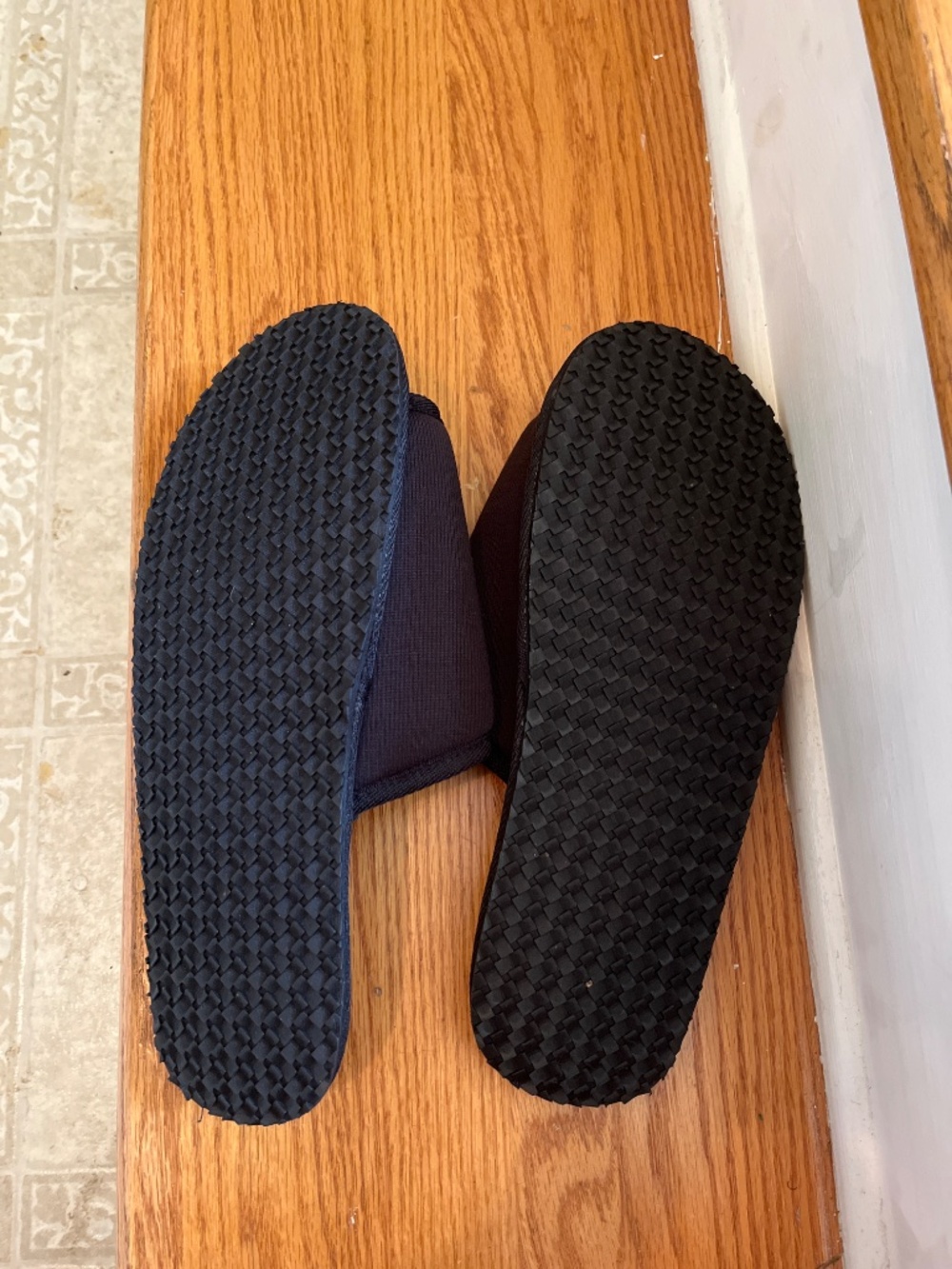 Men slippers - Picture 2 of 2